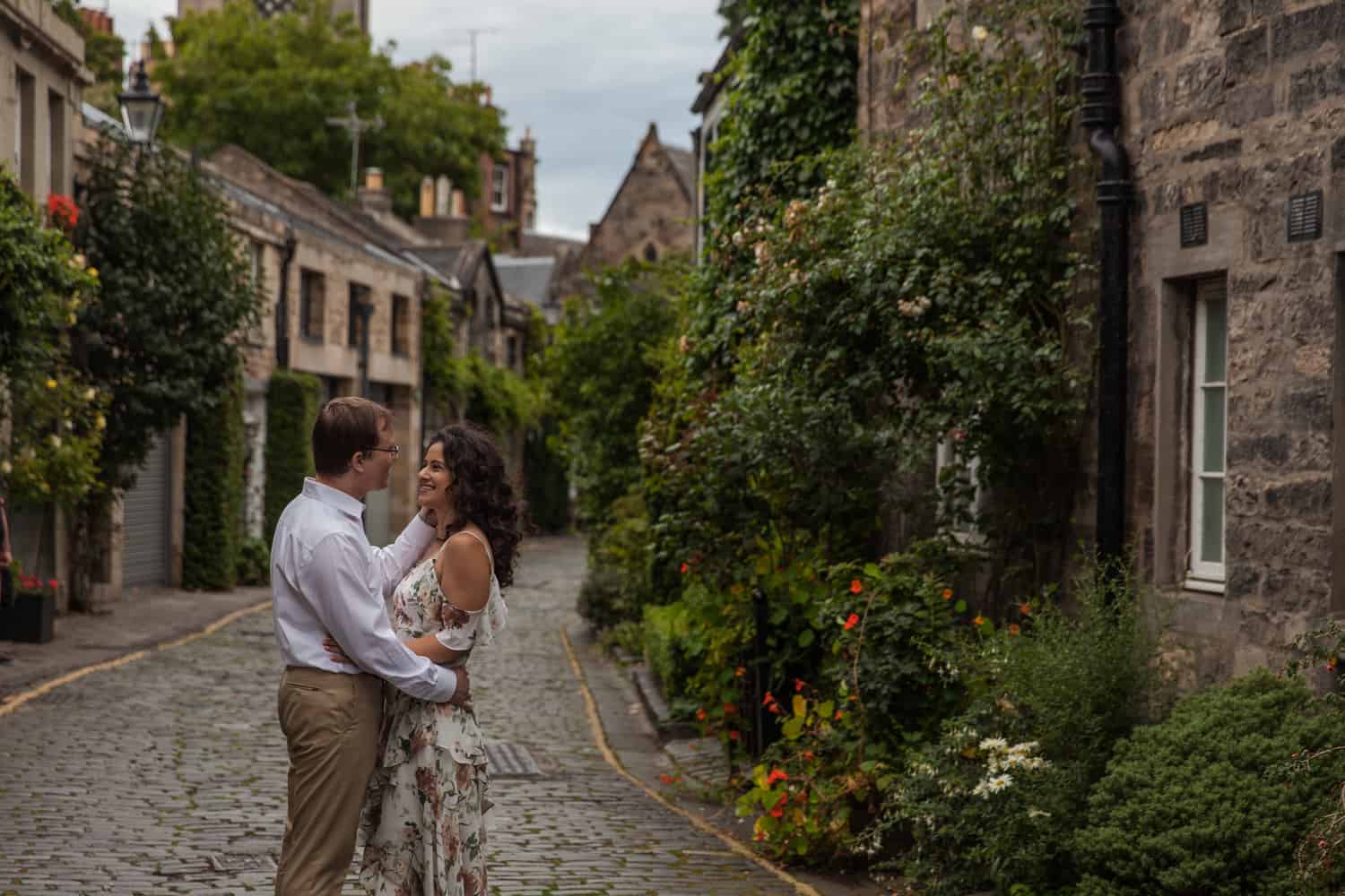 Top romantic places to propose in Edinburgh. 70